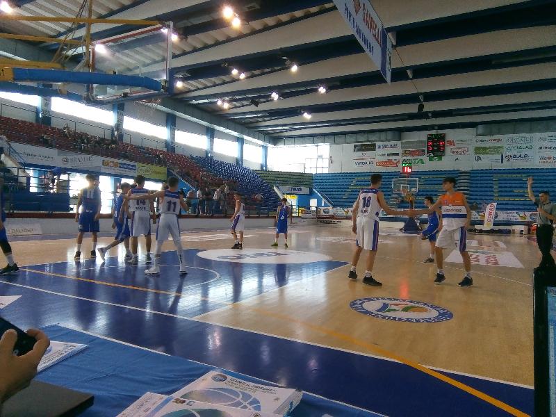 https://www.basketmarche.it/immagini_articoli/28-06-2019/finali-nazionali-under-punto-quarti-bassano-varese-desio-mestre-semifinali-600.jpg