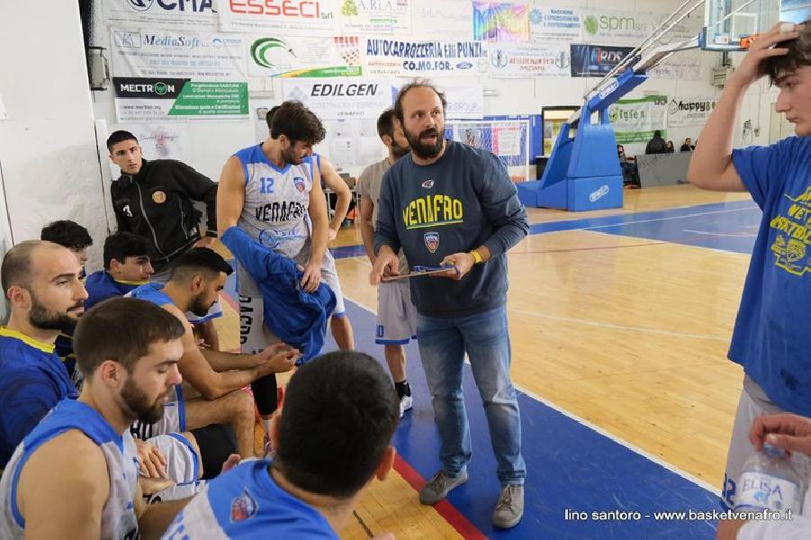 https://www.basketmarche.it/immagini_articoli/28-11-2022/basket-venafro-vince-recupero-antoniana-pescara-600.jpg