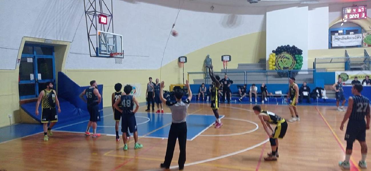 https://www.basketmarche.it/immagini_articoli/29-02-2024/ternana-basket-ferma-corsa-basket-passignano-600.jpg