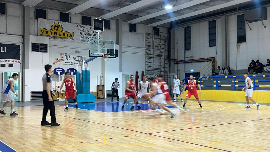 https://www.basketmarche.it/immagini_articoli/29-04-2025/pallacanestro-fermignano-chiude-regular-season-battendo-pallacanestro-acqualagna-600.jpg