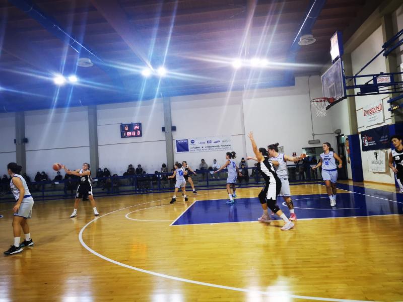 https://www.basketmarche.it/immagini_articoli/29-11-2021/basket-2000-senigallia-vittoria-campo-olimpia-pesaro-600.jpg