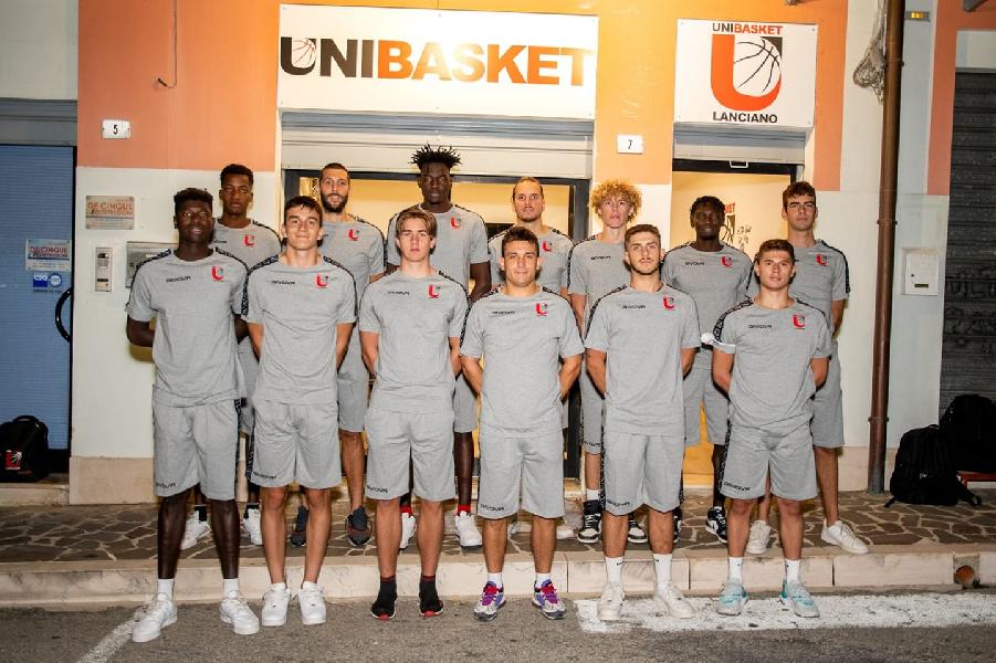 https://www.basketmarche.it/immagini_articoli/30-08-2021/stagione-rinnovata-unibasket-lanciano-tante-novit-roster-600.jpg