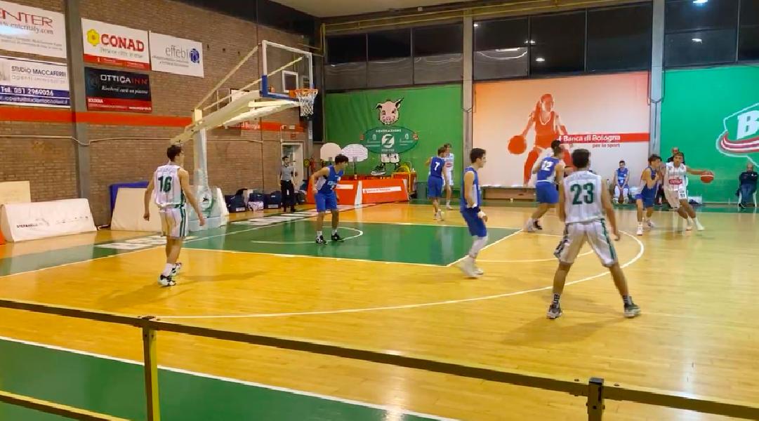 https://www.basketmarche.it/immagini_articoli/31-10-2022/eccellenza-colpo-metauro-basket-academy-campo-lazzaro-600.jpg